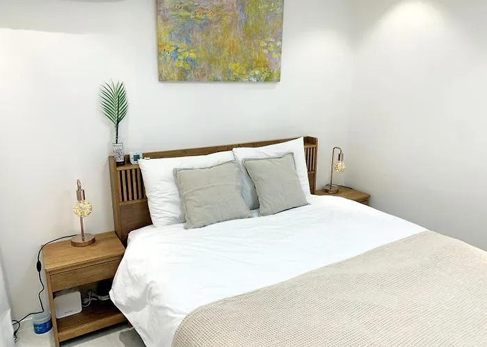 아파트 Comma 2, Cozy Semi-basement *